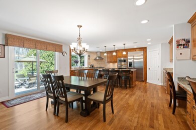 Eating Area to Kitchen