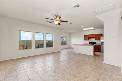 224 Circle Way unit 13E, Jarrell, TX 76537 - photo 5