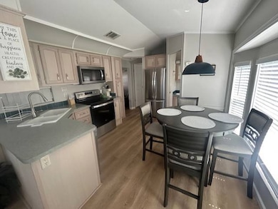 6633 53rd Ave E unit C-40, Bradenton, FL 34203 - photo 6