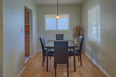 4036 E Clarendon Ave Phoenix-large-006-4