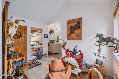 2401 E Elk Run Ct - 05