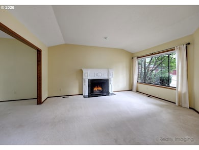 Living Room-Fireplace