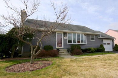 1509 Greenview Dr, Bethlehem, PA 18018 - photo 2