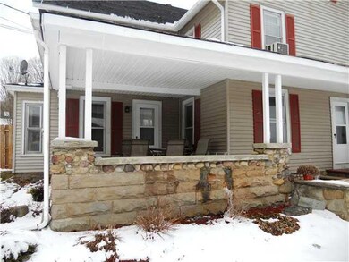 Exterior Front Front porch