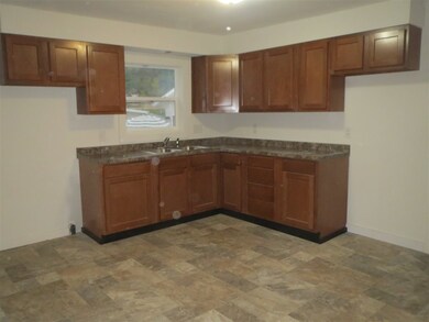 122 N Main St, Potosi, WI 53820 - photo 2