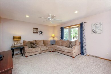 3018 E 32nd Ct, Des Moines, IA 50317 - photo 3