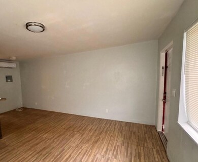 2206 Adams St unit 15, Hollywood, FL 33020 - photo 2