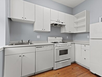 151 I St unit 3, Boston, MA 02127 - photo 5