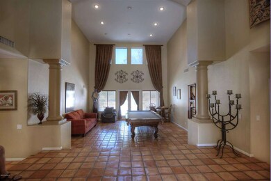 005_Living Room