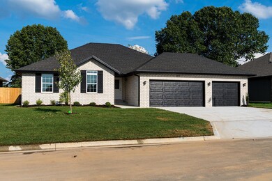 Laurel-03450-3