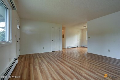 Living Room-NEW Floors!