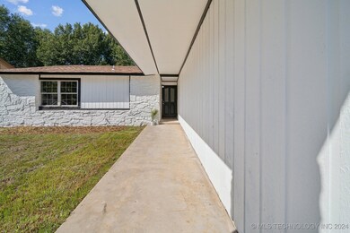 1922 N Eucalyptus Ct, Broken Arrow, OK 74012 - photo 3