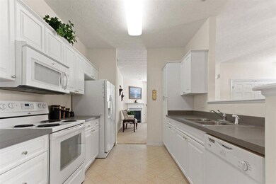 06-Kitchen