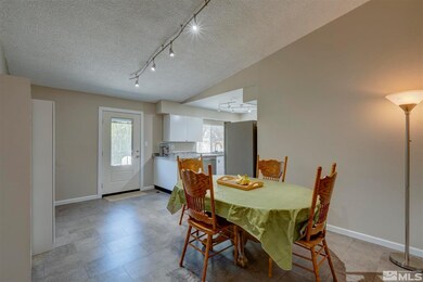 916 Glen Molly Dr, Sparks, NV 89434 - photo 7