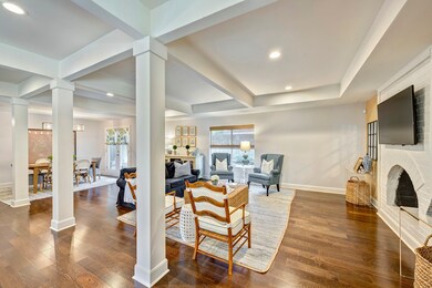 10030 Olympia Dr, Houston, TX 77042 - photo 5