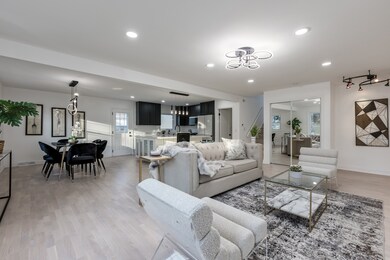 8461 Gross Point Rd, Skokie, IL 60077 - photo 5