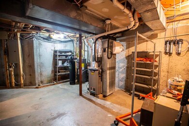 360 Winding Pond Rd, Londonderry, NH 03053 - photo 6