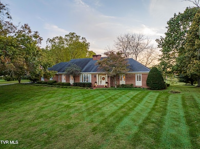 19134 Amelia Dr, Abingdon, VA 24211 - photo 2