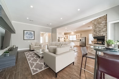 9660 Fairdale Ln, Houston, TX 77063 - photo 7