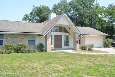 7007 Holiday Hill Ct, Jacksonville, FL 32216 - photo 6