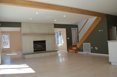 806 Tanager Ct, Hawley, PA 18428 - photo 7