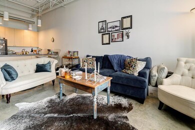 Living, Kitchen