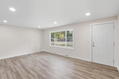 5955 Inwood Ln, Fort Wayne, IN 46835 - photo 4