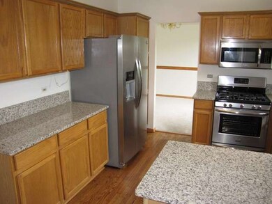 961 Amaranth Dr unit 2, Aurora, IL 60504 - photo 2