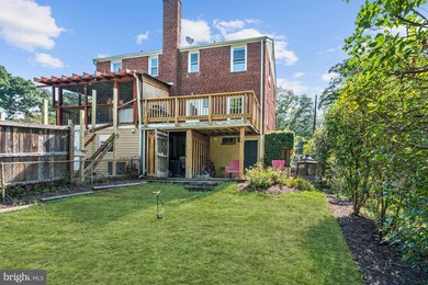 5812 Edgehill Dr, Alexandria, VA 22303 - photo 3