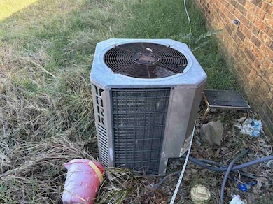 210 Oak St, Tyronza, AR 72386 - photo 5