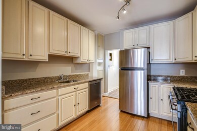 1520 Clarkson St, Baltimore, MD 21230 - photo 3