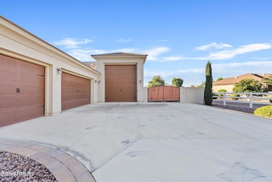 21205 E Pummelos Rd, Queen Creek, AZ 85142 - photo 4