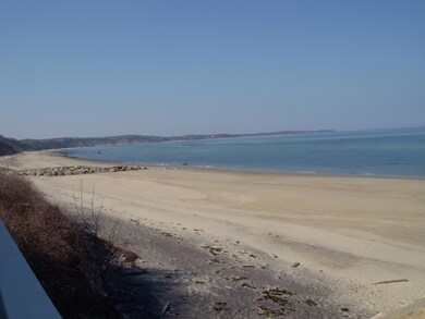 40 Robinson Rd, Sagamore Beach, MA 02562 - photo 3