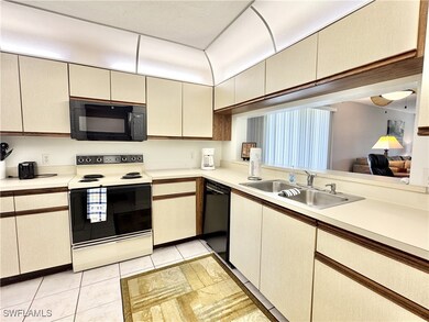 1203 Commonwealth Cir unit 201, Naples, FL 34116 - photo 3