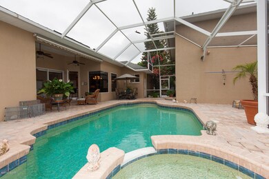 Pool & Spa