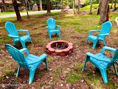 137 Sundance Dr, Pocono Lake, PA 18347 - photo 4