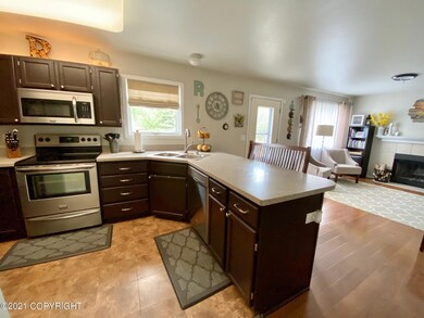 818 Winter Haven St, Anchorage, AK 99504 - photo 6