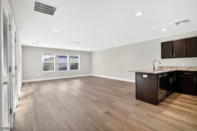 692 US Highway 206 unit 203, Hillsborough, NJ 08844 - photo 5
