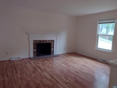 390 Wildwood Ct, Charlottesville, VA 22901 - photo 2
