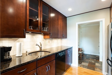 176 Mill Rd unit 4, Falmouth, MA 02540 - photo 7