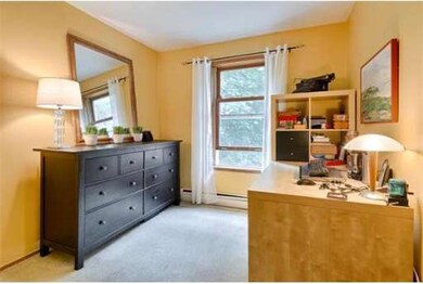 22 Cherry St, Newburyport, MA 01950 - photo 4