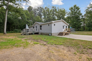 04-21329-W-Dewey-Rd-Howard-City-MI-49329