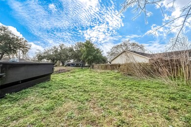 954 Saint Clair St, Houston, TX 77088 - photo 6