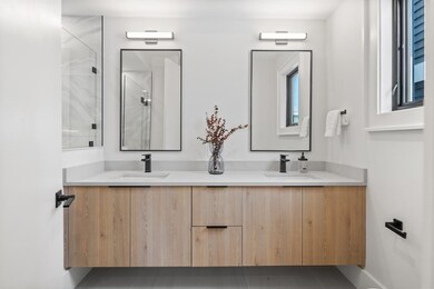 532 E 3rd St unit 3, Boston, MA 02127 - photo 7