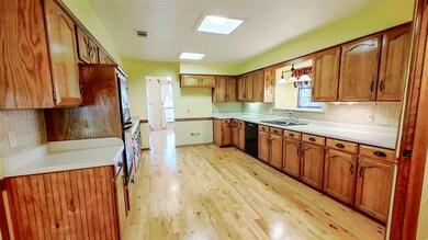 1301 Briar Dr, Bedford, TX 76022 - photo 7