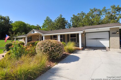 8223 Greenbrier Dr, San Antonio, TX 78209 - photo 2