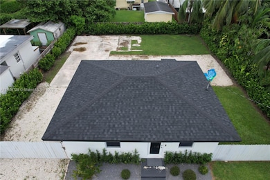 9050 SW 156th St, Palmetto Bay, FL 33157 - photo 5