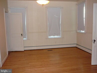 105 N Main St, Mercersburg, PA 17236 - photo 4