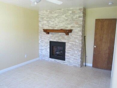 316 W Cambridge 002