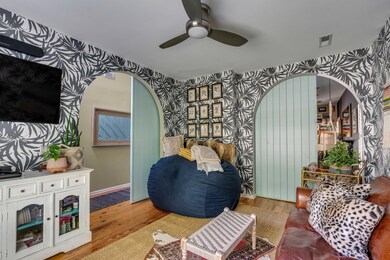 Front Flex Room